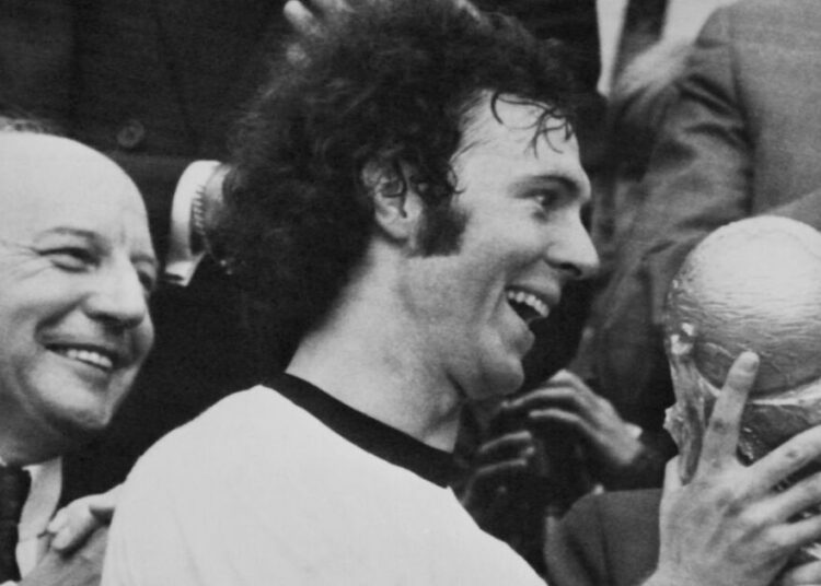 Bayern rendirá homenaje a Franz Beckenbauer en la Allianz Arena el 19 de enero