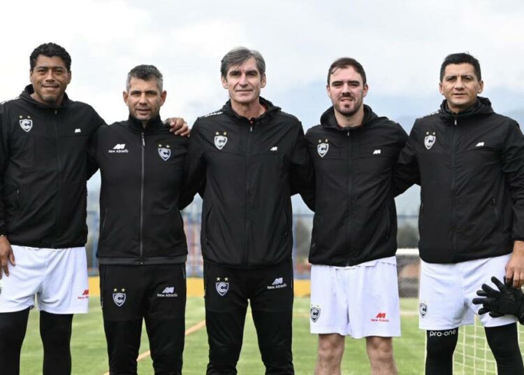 Comando técnico de Cienciano del Cusco. Foto: Facebook Club Cienciano