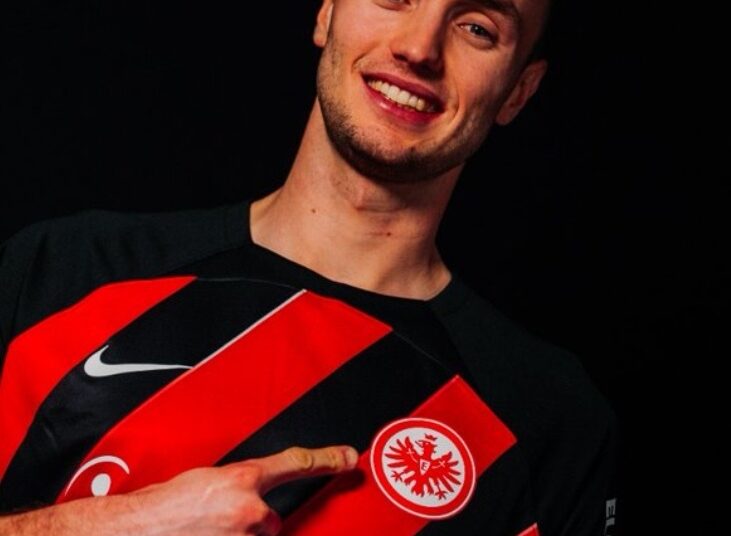 Eintracht confirm Kalajdzic signing