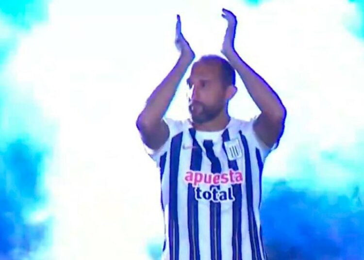 Hernán Barcos, delantero de Alianza Lima. Foto: Captura Liga 1 Max