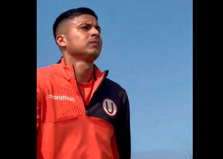 Jairo Concha ya entrena con Universitario. Foto: Captura: Video Universitario de Deportes