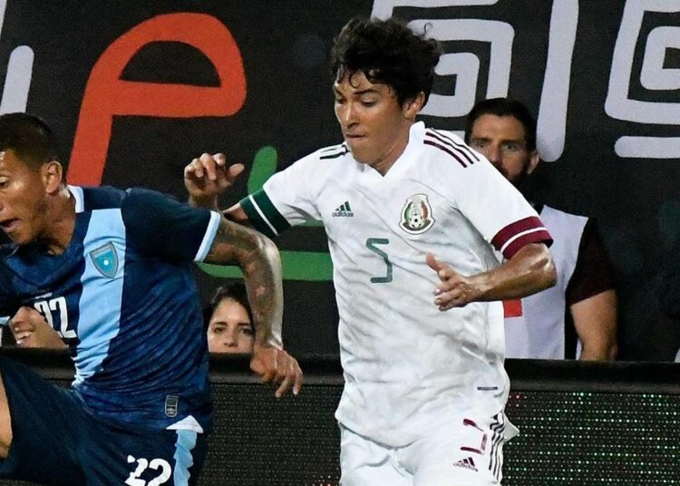 Jonathan Gómez, el lateral que la Selección Mexicana debería asegurar