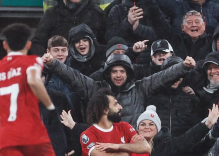 Luis Díaz jugó 64' en victoria del Liverpool ante Newcastle