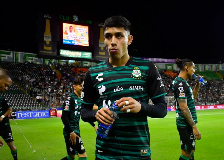 Omar Campos se va a la MLS en lugar del América o a Europa