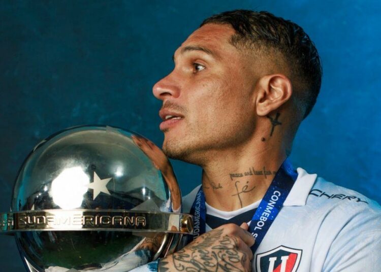 Paolo Guerrero. Foto: Facebook Club LDU de Quito