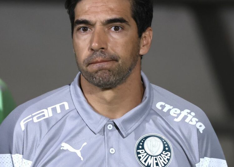 Abel Ferreira pincha al Corinthians tras el empate