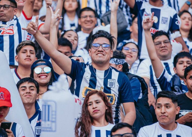 Alianza Lima reveló que sucederá con los abonados tras confirmar que recibirán a Comerciantes Unidos en el Iván Elías Moreno. Foto: Twitter Alianza Lima