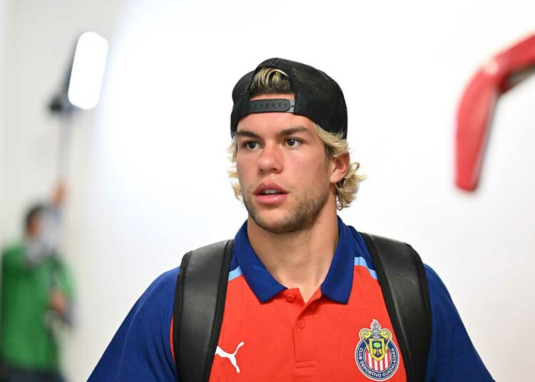 Chivas: Cade Cowell, ni a la banca vs Mazatlán ¿qué pasó?