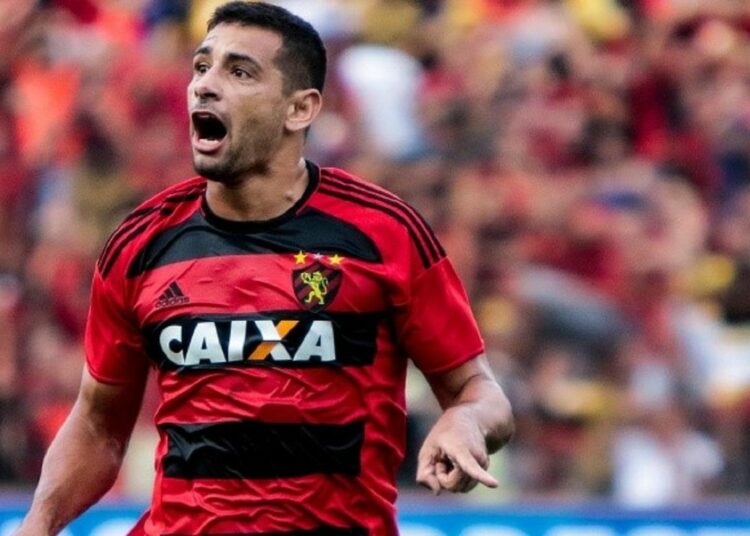 Diego Souza, ex Cruzeiro, anuncia su retiro del fútbol