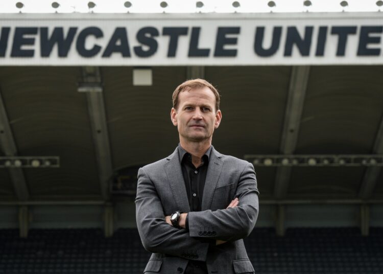 Eddie Howe teme que Dan Ashworth use la 'posición de poder' para robar secretos de transferencias de Newcastle y entregárselos a Man Utd