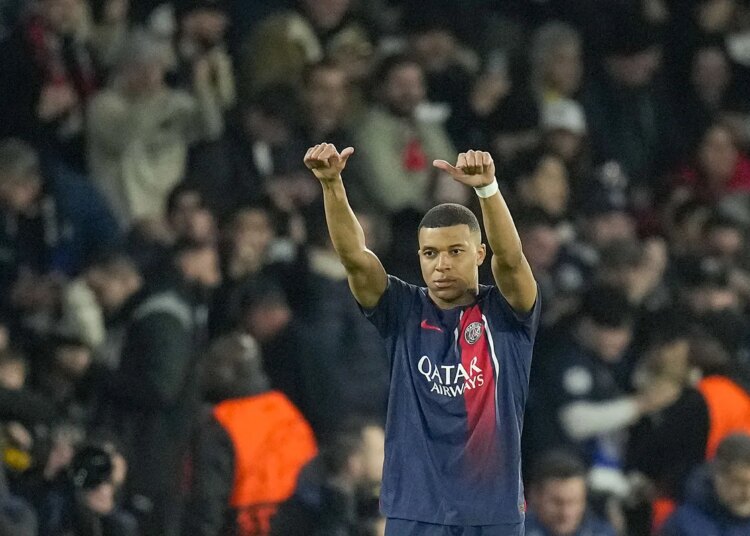 Kylian Mbappé lleva al PSG a la victoria en la Liga de Campeones sobre la derrochadora Real Sociedad