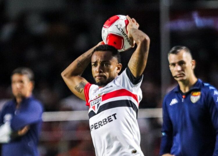 La renovación de Welington resurge tras la derrota del São Paulo y el tema 'forúnculos'