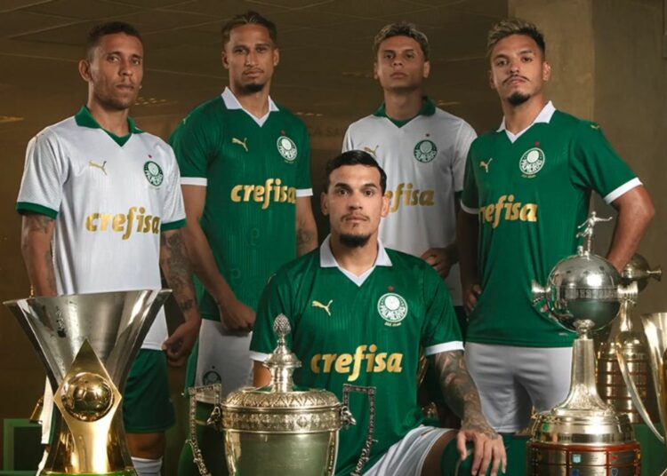 Marca italiana hace propuesta, supera a Puma y Adidas y puede patrocinar al Palmeiras