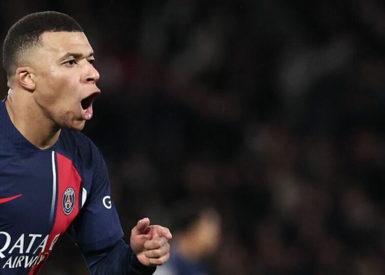 Mbappé mantiene el suspenso sobre su futuro mientras los rumores se disparan