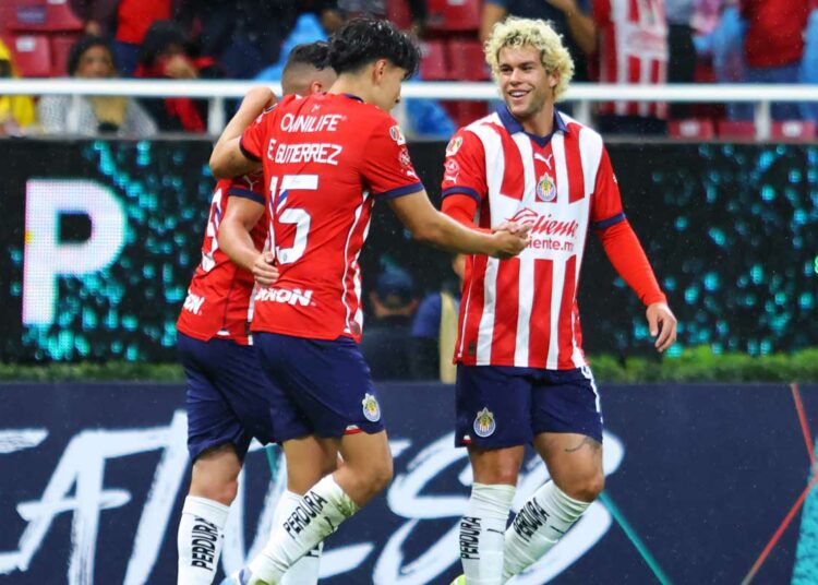 Para Concacaf, Chivas juega con extranjeros en su plantel