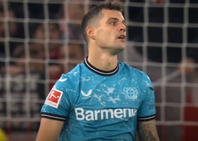 Xhaka pasó sano y salvo para el choque contra Heidenheim, Palacios sigue de baja