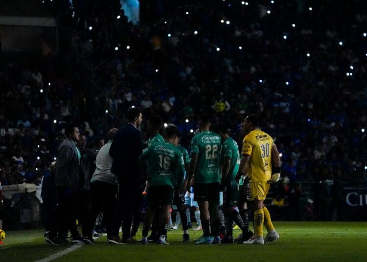 ¿Por qué se suspendió el León vs Cruz Azul?