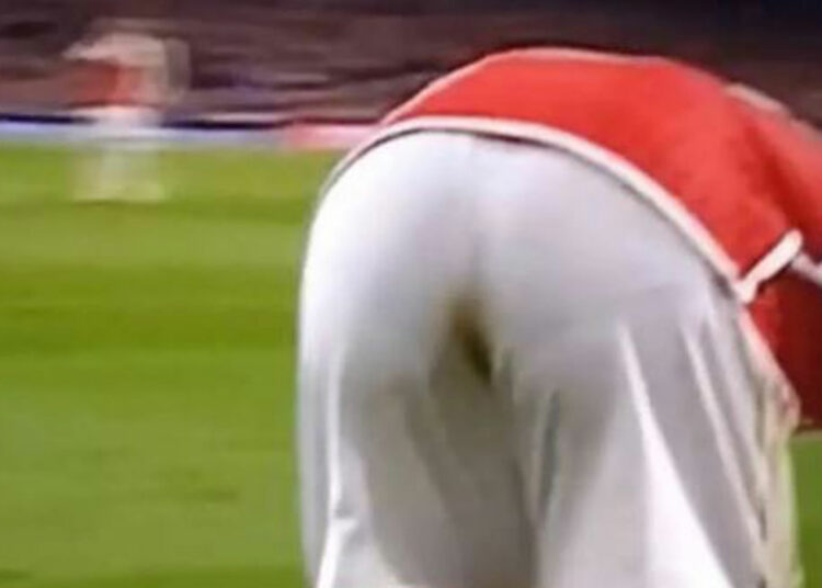 Declan Rice rompe el silencio sobre una marca marrón "sospechosa" en los pantalones cortos durante la victoria del Arsenal sobre el Porto