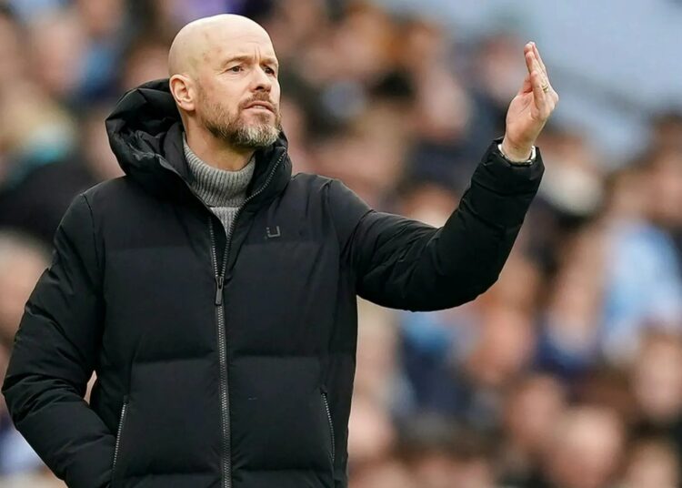 El jefe del Manchester United, Ten Hag, admite su "frustración" con el personal médico después de que le aseguraron que dos estrellas estarían en forma en enero