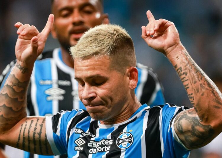 Grêmio puede definir el futuro de Soteldo y Santos fue advertido