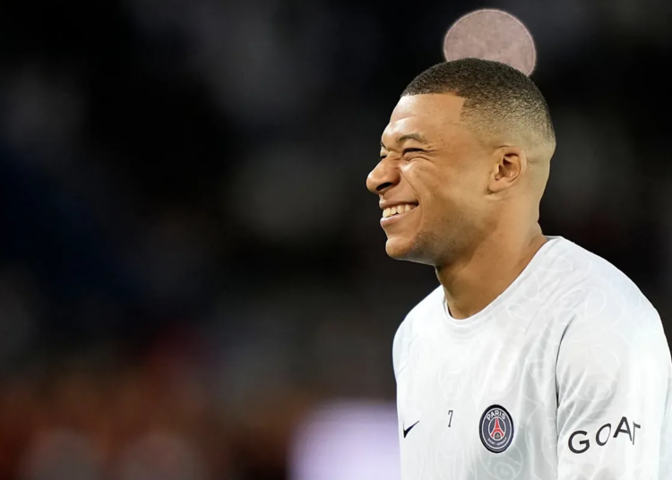 Kylian Mbappé y el kebab: la estrella del PSG emprende acciones legales contra el influencer