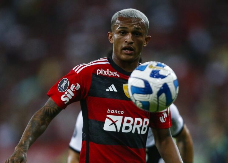 Wesley negocia su salida del Flamengo para jugar en el Brighton