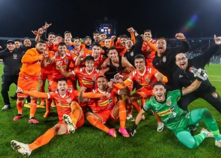 "Clásico es ganarte": La burla de Cobreloa tras triunfo a Colo Colo