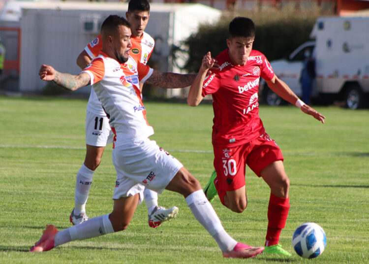 Cobresal - Ñublense: Horario, posibles fomaciones y dónde ver