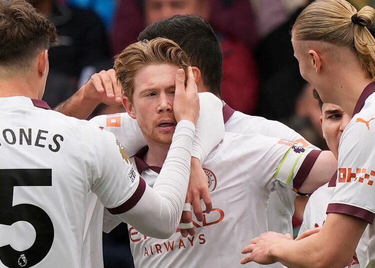 De Bruyne siente el amor de Guardiola al provocar la remontada del Manchester City en la victoria por 4-2 sobre el Crystal Palace