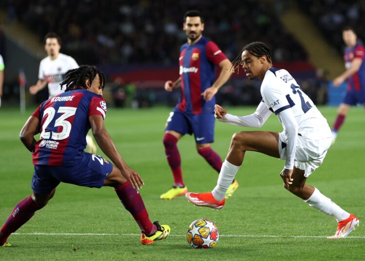 El joven del PSG 'torturó' a la defensa del Barcelona en el partido de vuelta, dice un experto