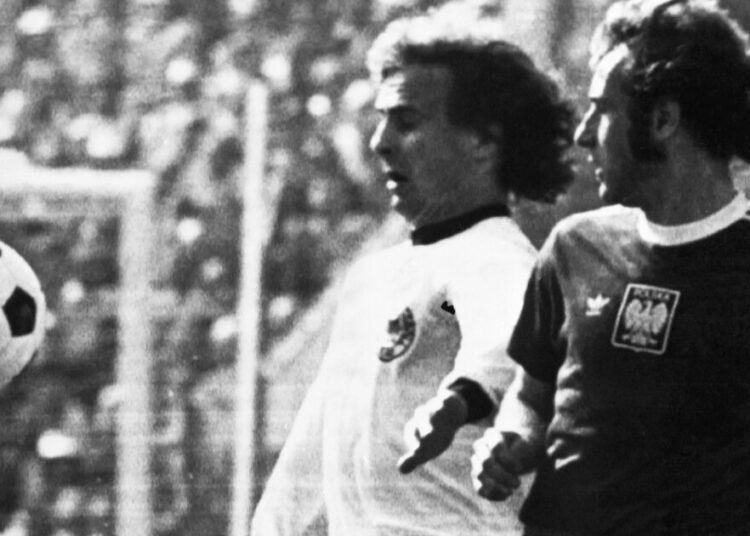 Falleció Bernd Hölzenbein, campeón del mundo con Alemania en 1974