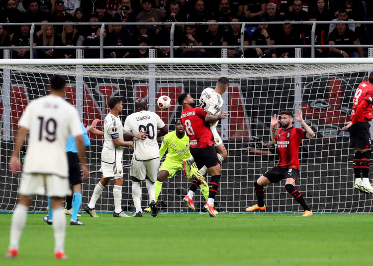 Gabbia cree que el Milán merecía un penalti contra la Roma