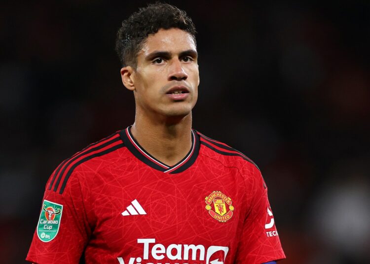 Raphael Varane 'preparado para la salida de transferencia de Man Utd' mientras los Red Devils se niegan a ofrecer un nuevo contrato con el salario actual