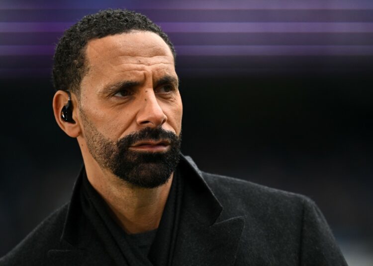 Rio Ferdinand critica la ingenua defensa del Arsenal en el empate del Bayern de Múnich