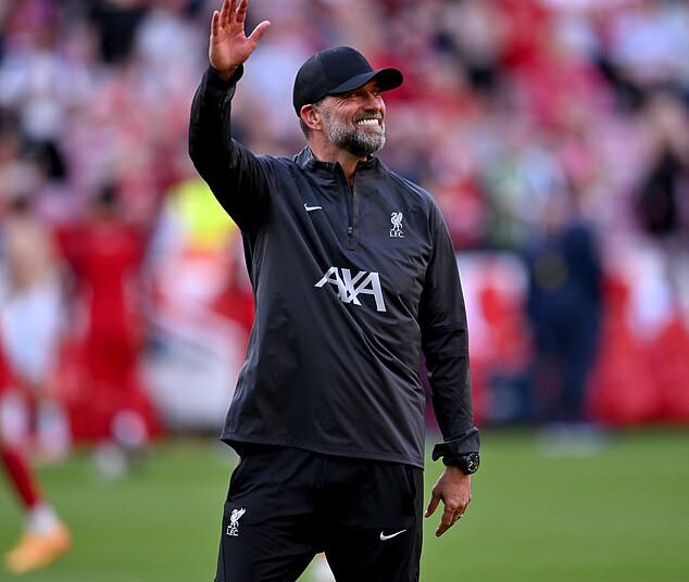 Klopp (en la foto) dejará el Liverpool después de nueve años llenos de gloria a finales de este mes