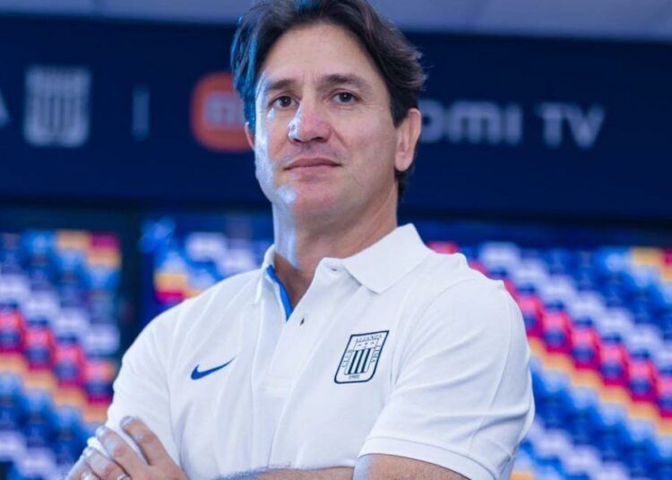 Marioni reveló que presentaron un reclamo a CONMEBOL por el gol anulado a Barcos ante Colo Colo. Foto: Facebook Alianza Lima