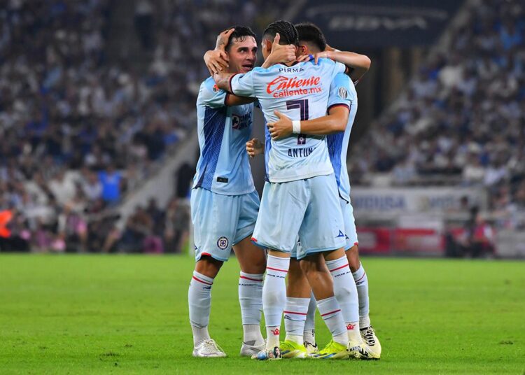 Cruz Azul hace valer su cábala 33 y se lleva la ventaja vs Rayados