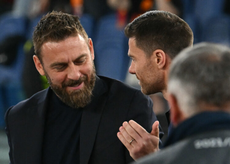 De Rossi actualiza sobre la lesión de Dybala y la transformación de la Roma para el partido de vuelta