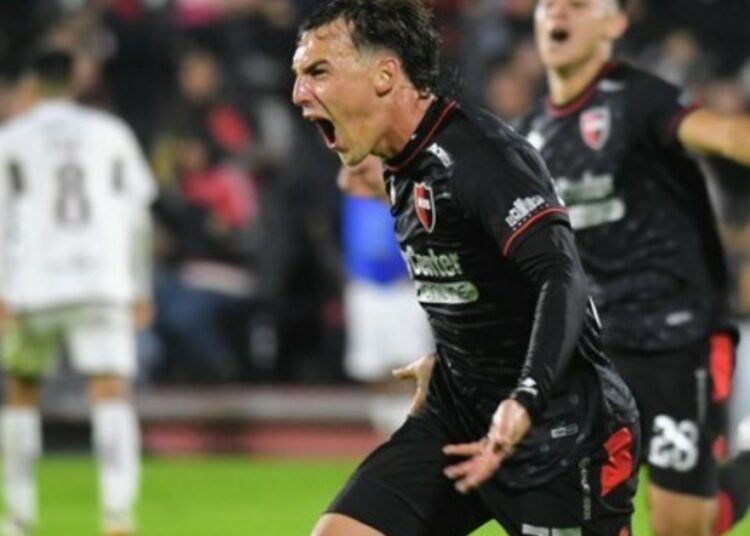 De la mano de Aguirre, Newell's le ganó con autoridad a Platense :: Olé