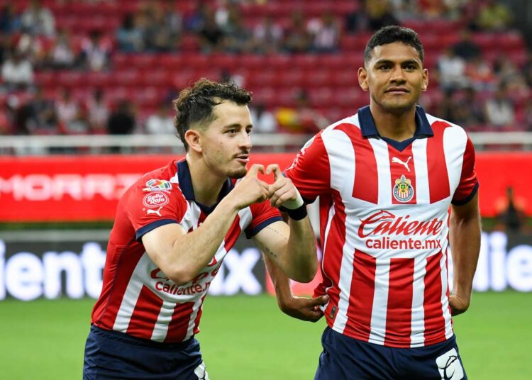 Defensa de Chivas en el Clausura 2024 ya es histórica