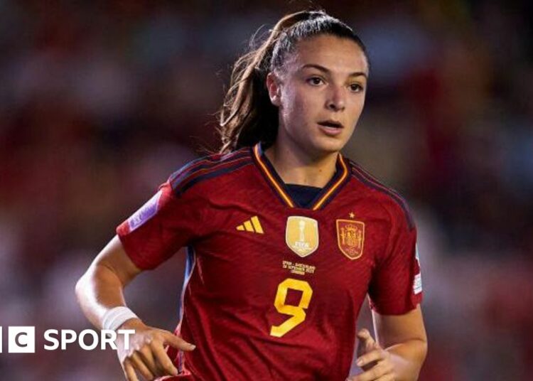 Inma Gabarro playing for Spain