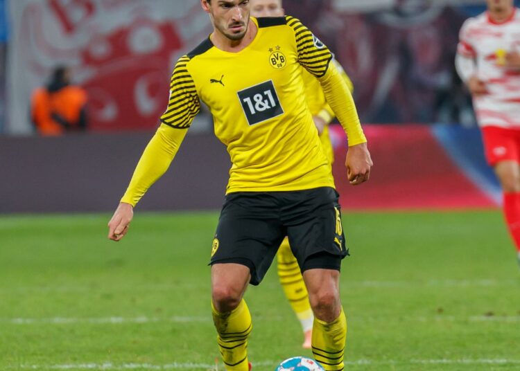 El veterano del Dortmund se abre al futuro