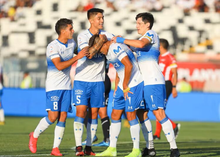 Esta es la formación de Universidad Católica para el clásico ante los azules - Te Caché!