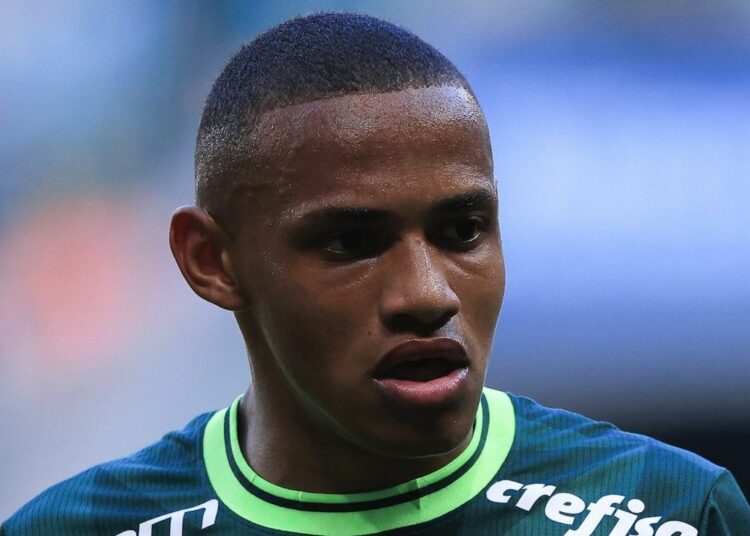 Jhon Jhon cumple tres meses sin jugar y podría salir del Palmeiras