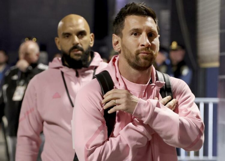 "Messi no podía maniobrar con la pierna"