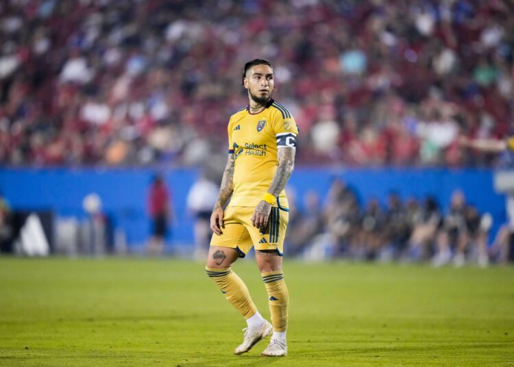 Chicho Arango anota desde más allá de la línea media para Real Salt Lake vs.Austin