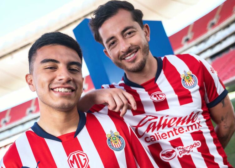 Chivas presenta jersey para la temporada 2024-2025