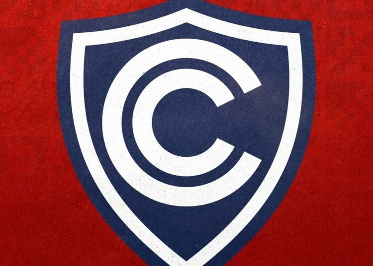 Cienciano se refuerza con defensor colombiano. Foto: Club Cienciano