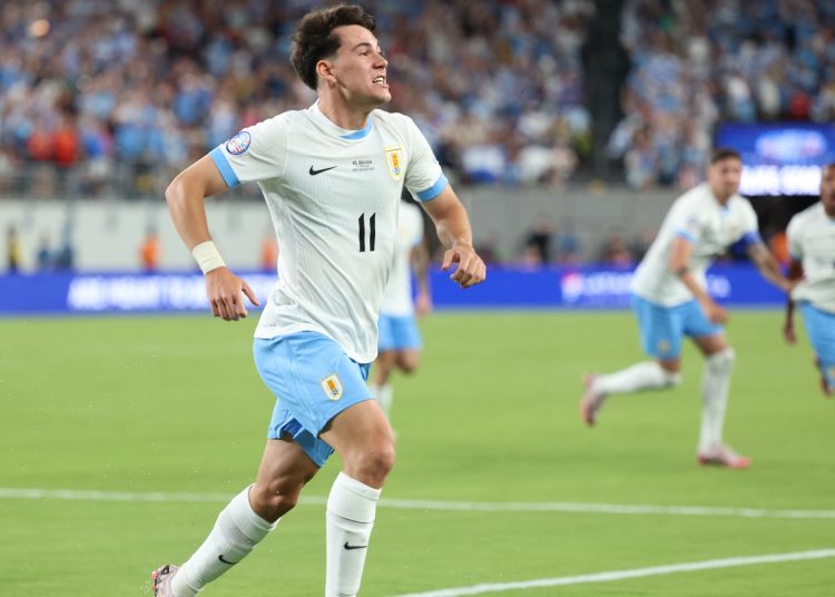 El extremo del Manchester United abre el marcador para Uruguay ante Bolivia