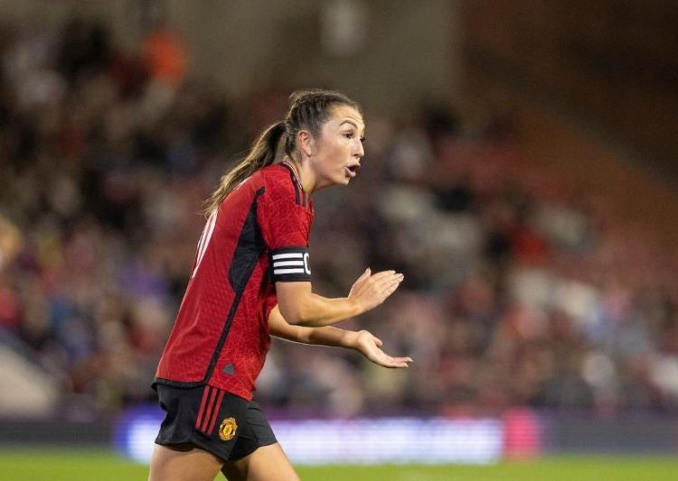 Manchester United skipper Katie Zelem to leave